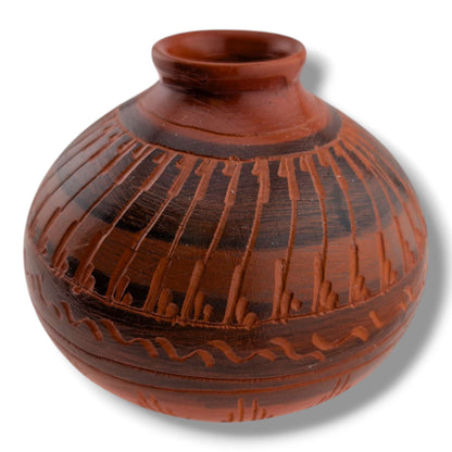 Navajo Hand-Etched Terracotta Seed Pot by Ben Billy